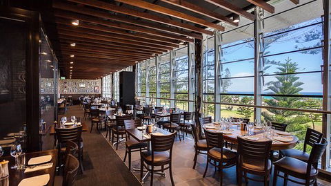 Delizioso At The Strand - Dentist Find 0