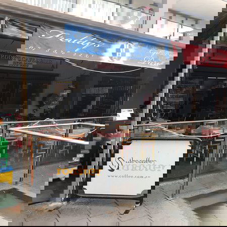 Freddies Cafe De Paris - Dentist Search 0