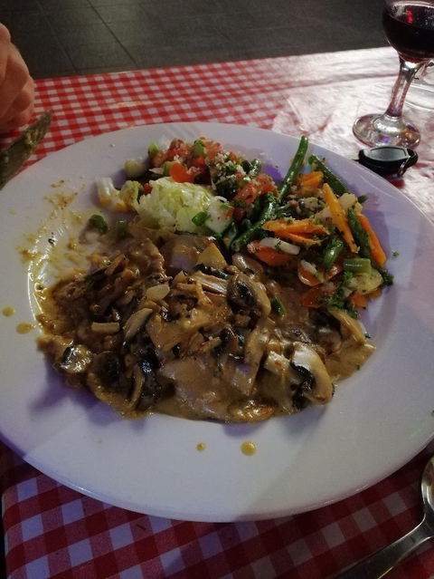 Freddies Cafe De Paris - Dentist Search 1