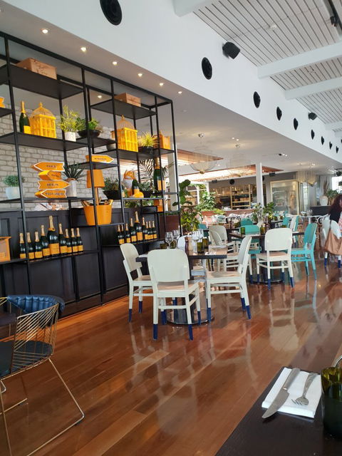 Garden Kitchen & Bar - Dentist Search 1