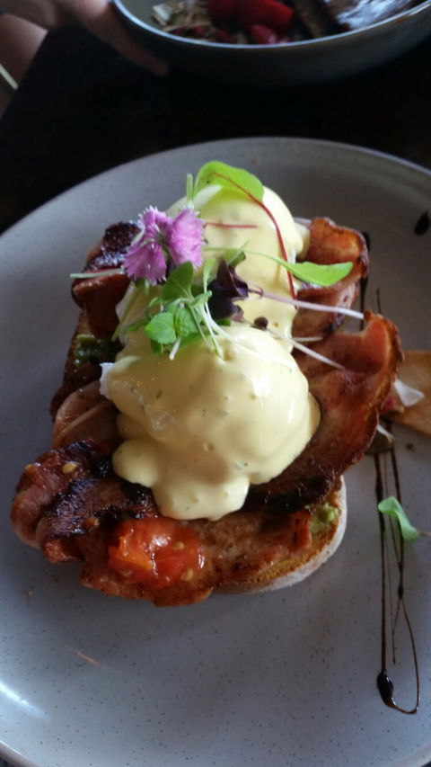 GG's Eatery & Bar - Dentist Search 5