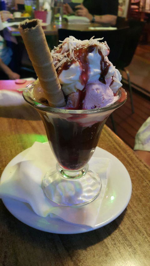 Hog's Breath Cafe - Dentist Find 4