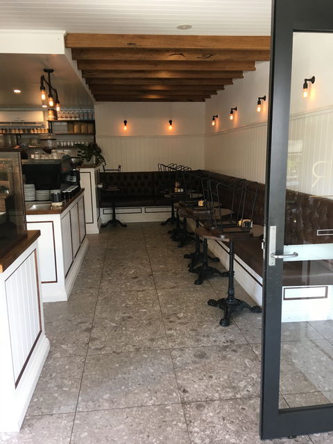 Parlour - Dentist Find 3