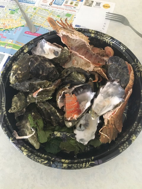 Reef Seafood And Sushi - Dentist Search 3