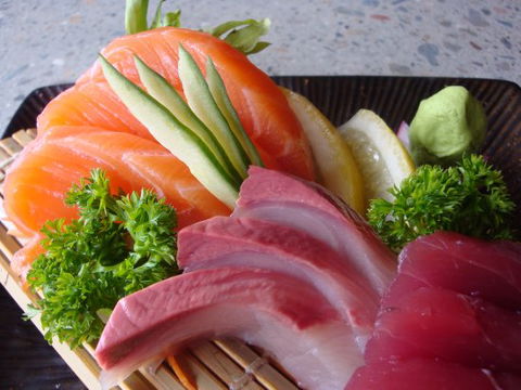 Sushi Train Surfers Paradise - Dentist Find 0