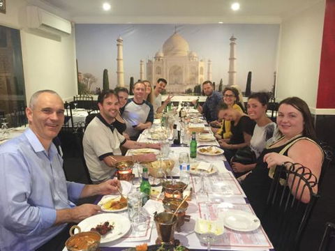 Tandoor & Curry Hut - Dentists Australia 0