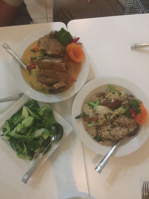 Thong Bai Thai - Dentist Find 3