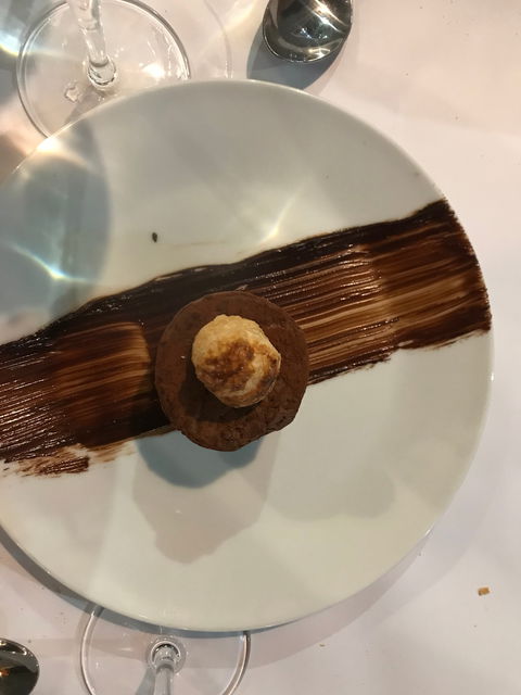 C'est Bon Restaurant Francais - Dentist Find 4