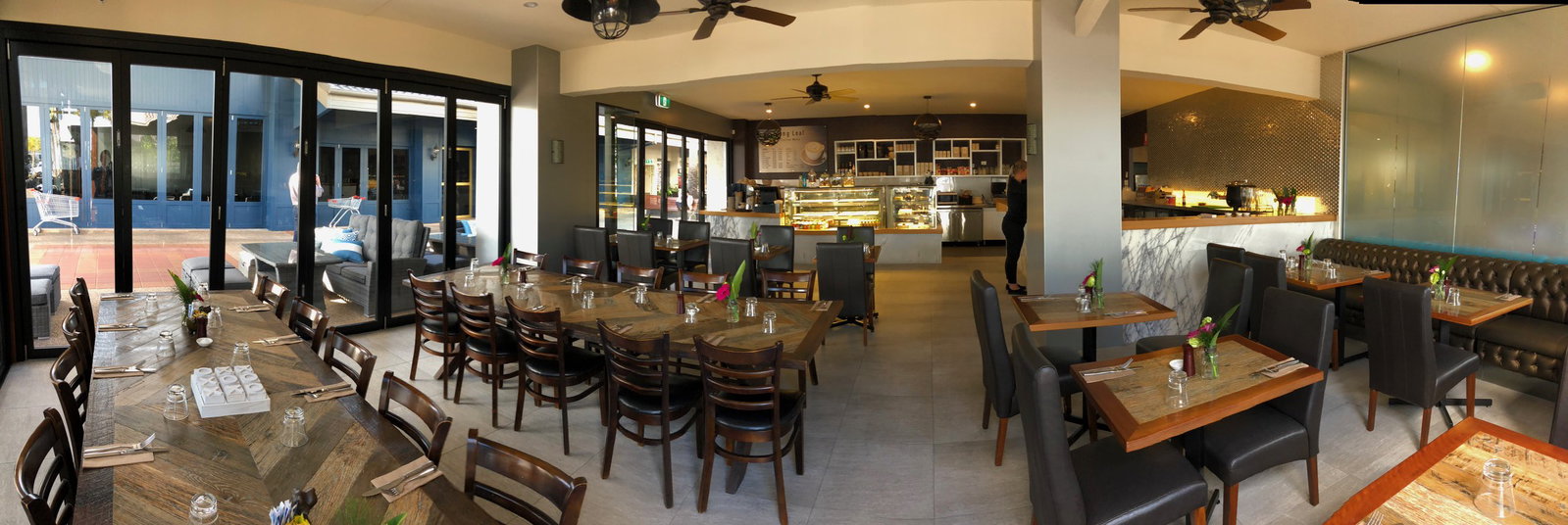 Long Leaf Cafe  Wine Bar