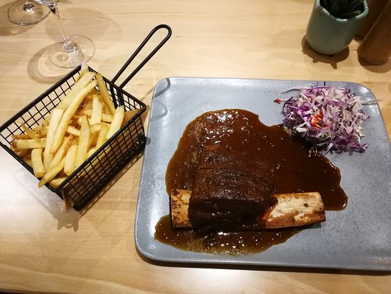 Pimpama Tavern