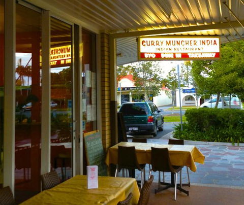 The Curry Muncher Indian Restaurant - Dentist Find 0