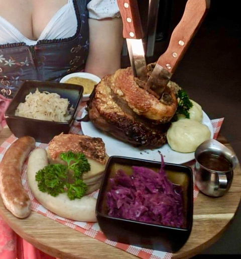 Bavarian Hof - Dentist Find 2