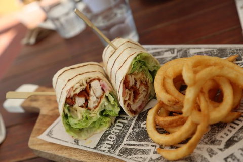 Hog's Breath Cafe - Dentist Find 0