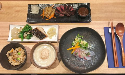 Sumi Open Kitchen - Dentists Australia 0