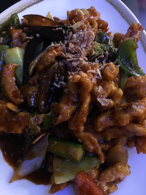 Black Curry Asian Kitchen - Dentist Find 4