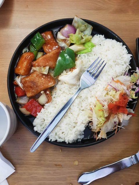 Hikaru Fusion Asian Food - Dentist Find 4