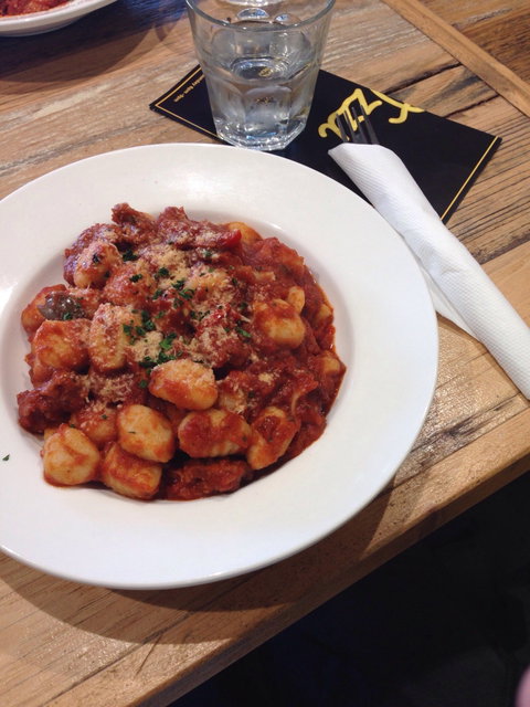 StringOzzi Pasta Mooloolaba - Dentist Find 3