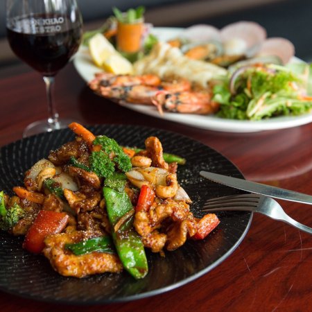 Ton Khao Bistro - Dentist Find 0