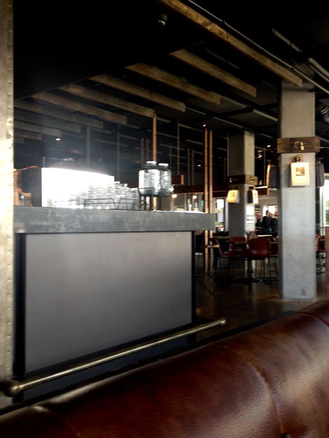 Uptown Gastropub - Dentist Find 1