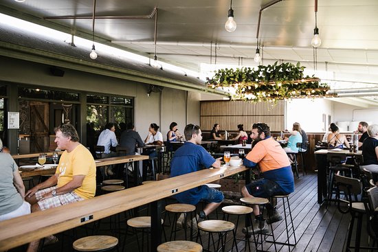 Brouhaha Brewery Restaurant