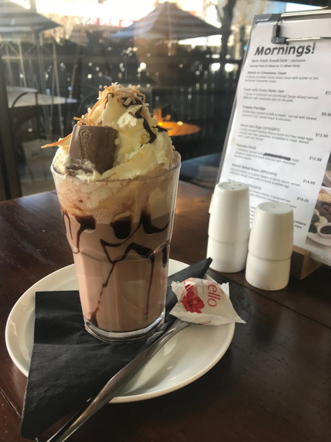 Little Gallery Cafe - Dentist Find 4