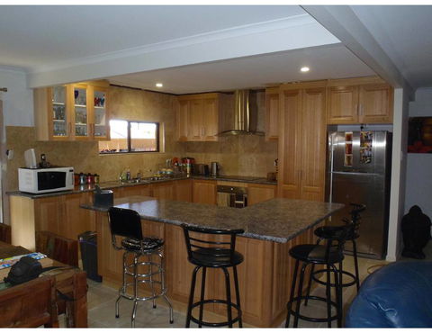 Johnny G’s Custom Cabinets - Dentist Find 1