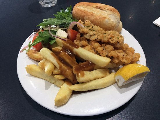 EJ's Bistro - Centrals Sports Club Trinity Beach
