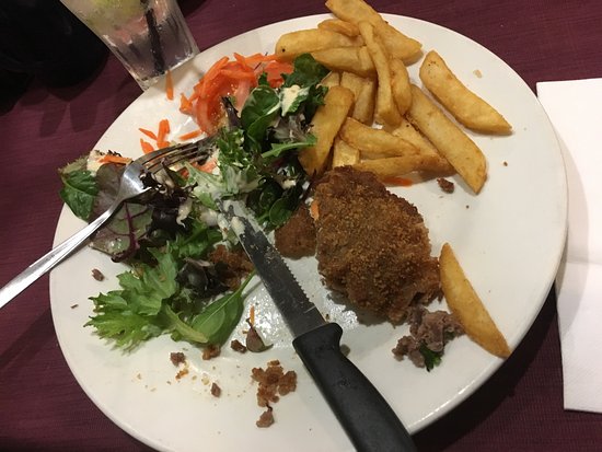 Hinchinbrook Hotel