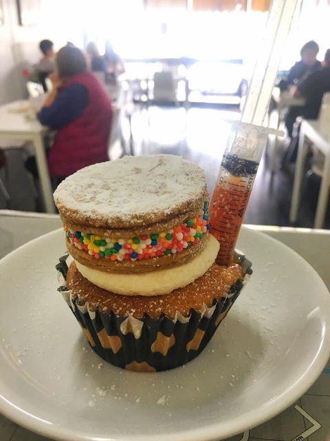 Katty Cakes - Dentist Find 4