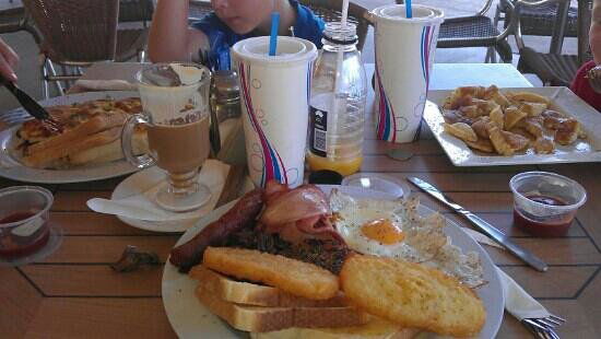Latino Cafe