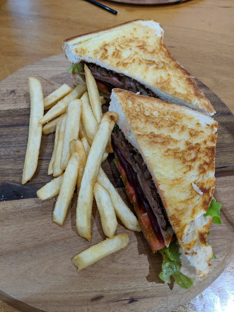 Super Star Cafe - Dentist Find 3