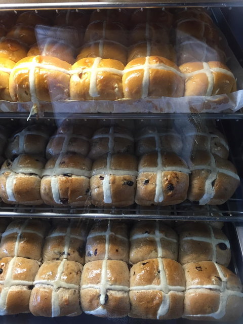 Tully Hot Bread - Dentist Find 1