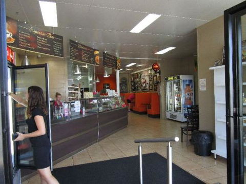 Nanango Country Bakehouse & Cafe - Dentist Find 0