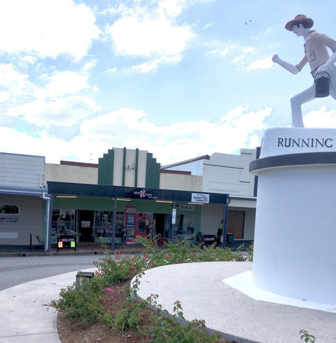 NewsXpress Mount Morgan - Dentists Australia 2