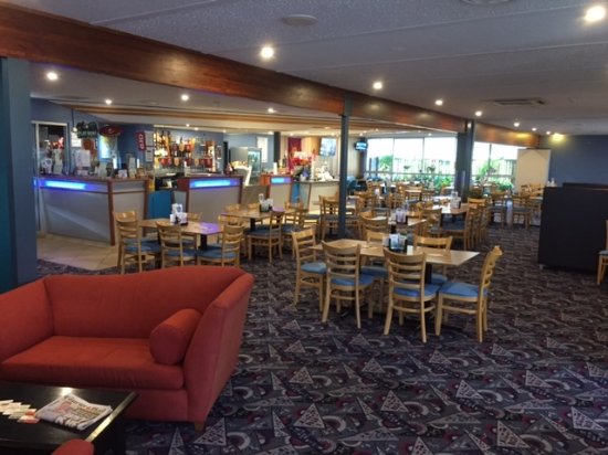 Pittsworth Hotel Motel Bistro