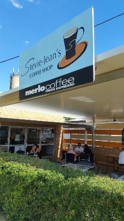 Stevie Jeans Coffee Shop - Dentist Find 0