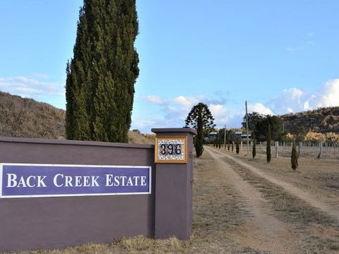 Back Creek Estate Cafe - Dentist Find 0