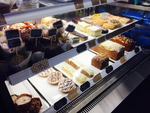 Willow Tree Cafe - Dentist Search 0