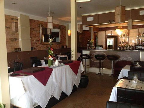 Tandoori Mahal Indian Restaurant - Dentist Find 0