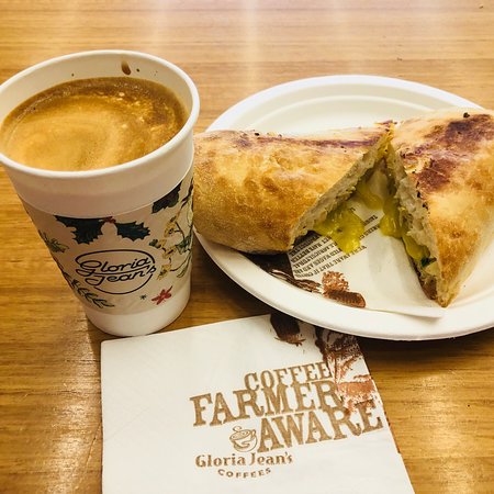 Gloria Jean's airport west