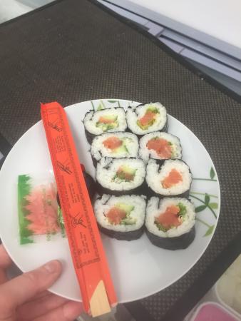 Hollisushi & Smoothies - Dentist Search 0