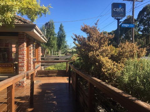 Golden Point Cafe - Dentist Find 0
