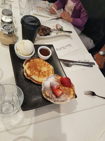 Lemon Tree Cafe - Dentists Australia 0