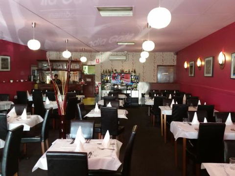 India Gate Restaurant - Dentist Find 0