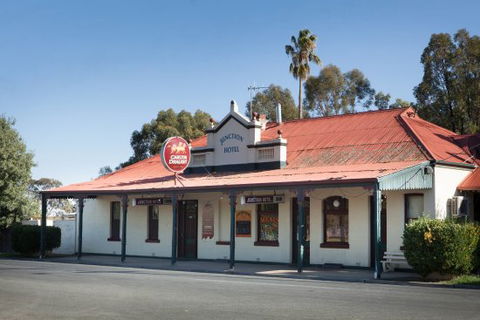 Junction Hotel - Dentists Australia 0