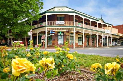 The Royal Daylesford - Dentist Find 0