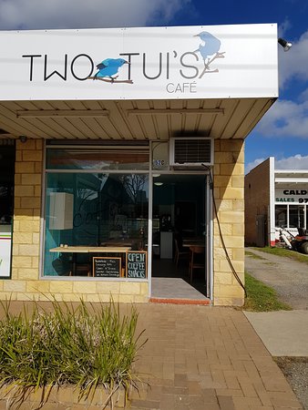 Two Tui's Cafe - Dentist Find 0