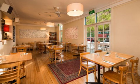 Athelstane House Restaurant - Dentist Find 0
