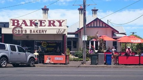 Cobbs Bakery - Dentist Find 0