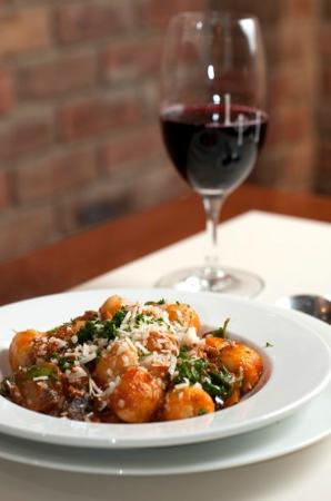 Lombardys On Hesse - Dentist Find 0